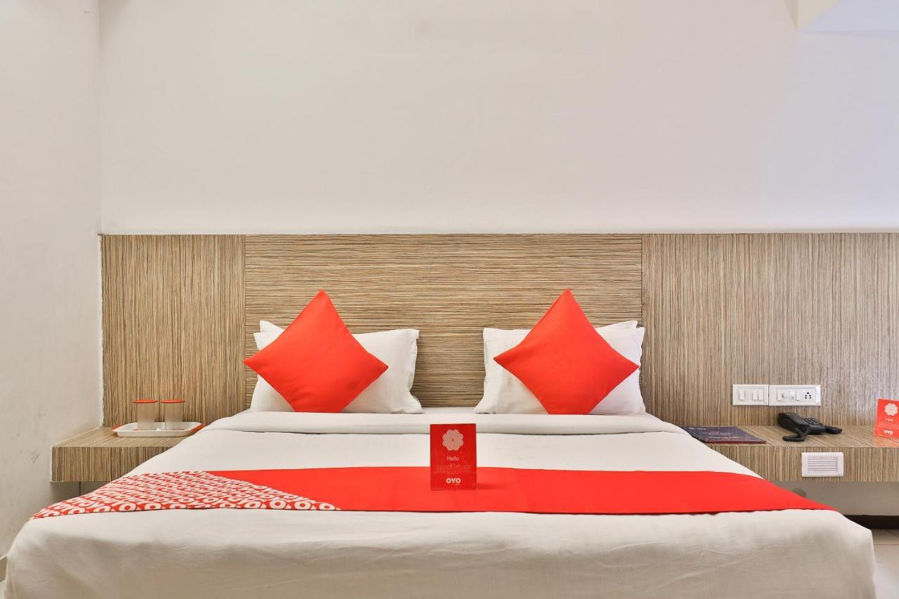 Oyo 8758 Hotel Swagatam Ahmedabad Luaran gambar
