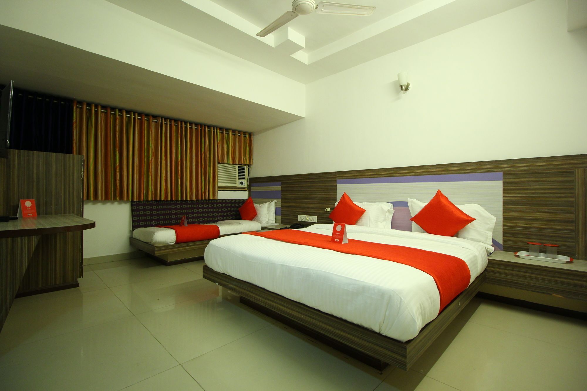 Oyo 8758 Hotel Swagatam Ahmedabad Luaran gambar